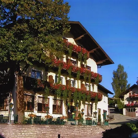 Goldener Stern Bed & Breakfast 3*