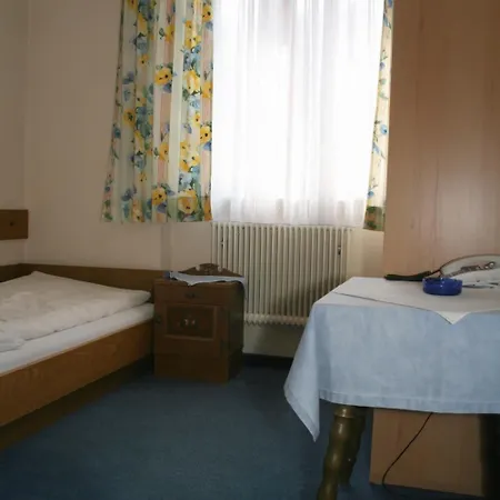 Goldener Stern Bed & Breakfast 3*