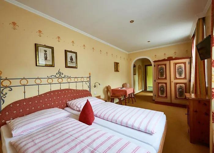 Goldener Stern فندق مبيت وإفطار 3*