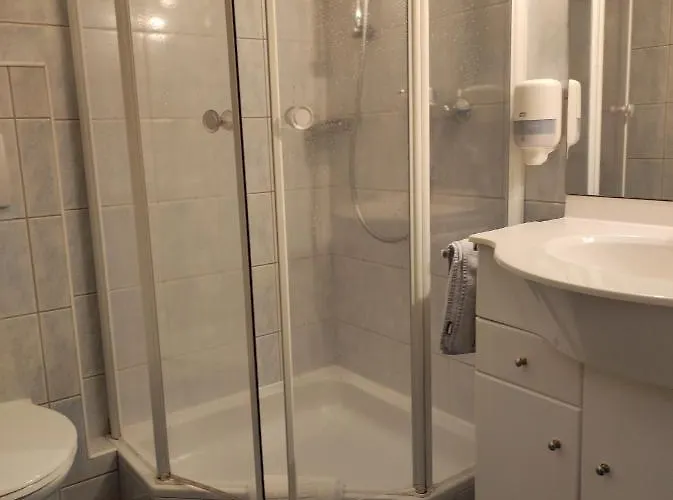 Goldener Stern Bed & Breakfast 3*