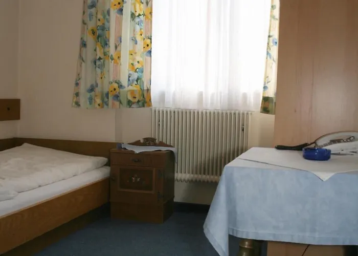 Goldener Stern فندق مبيت وإفطار 3*